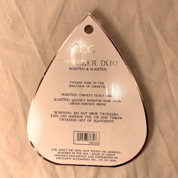 Set of Tweezer Duos, Beauty Concept, HALLOWEEN NWT, $11 each - Picture 8 of 8